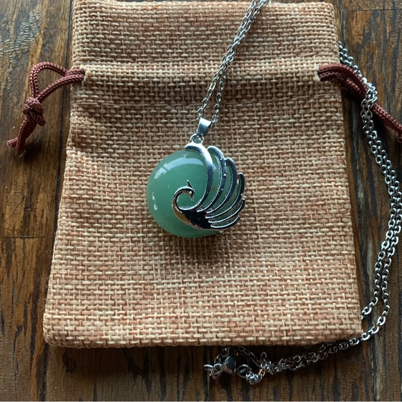 Green Aventurine Necklace Green Aventurine Pendant Phoenix Crystal Necklace - Picture 1 of 2